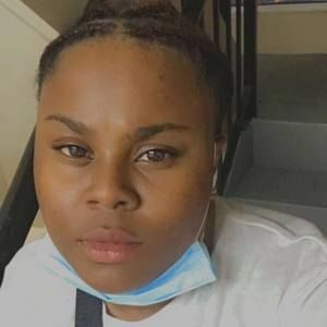 Meet your Posher, Shatia